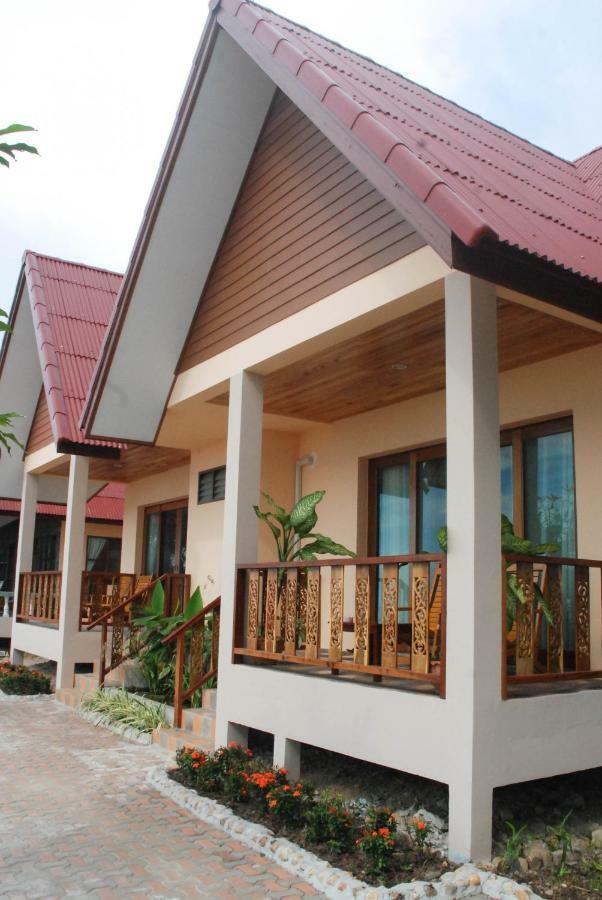 Dream Team Beach Resort Koh Lanta Exterior photo